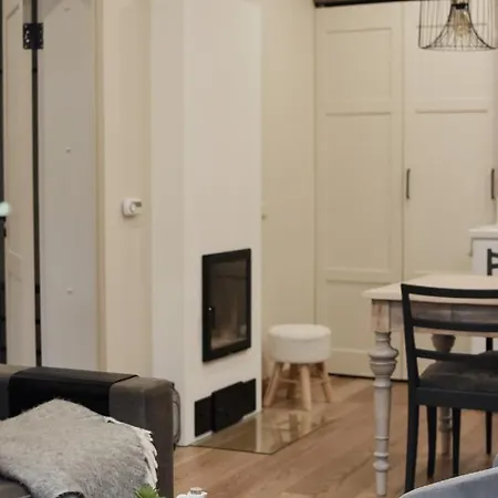 شقة Vaksali Apartment! *